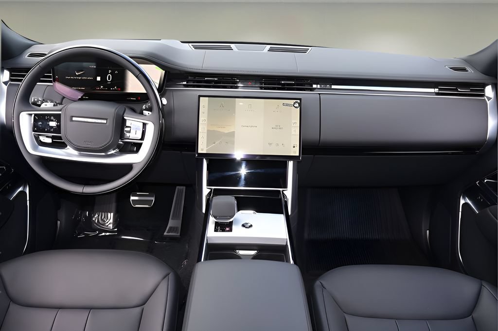 New 2026 Land Rover Range Rover Long Wheelbase SE AWD/4WD image 13