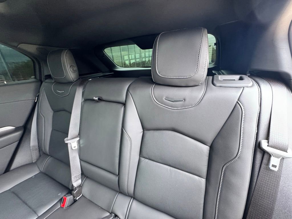 Used 2024 Cadillac XT4 Premium Luxury w/ Technology Package image 14