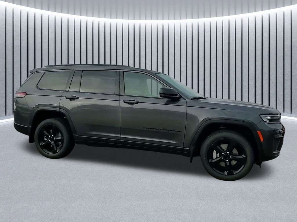 New 2026 Jeep Grand Cherokee L Limited image 4
