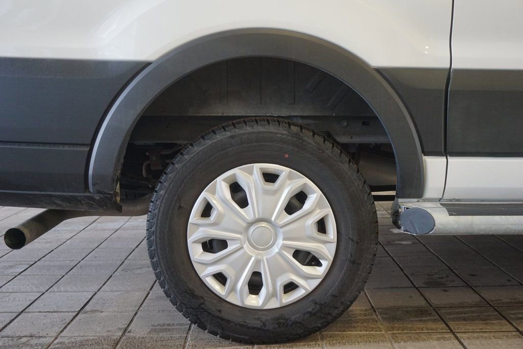 Used 2024 Ford Transit 250 Low Roof w/ Exterior Upgrade Package RWD image 23