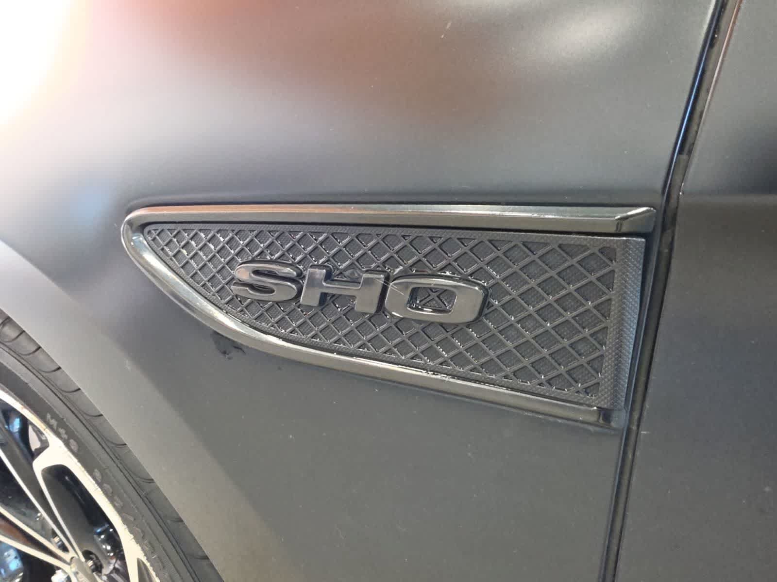 Used 2018 Ford Taurus SHO w/ Sho Performance Package AWD/4WD image 14