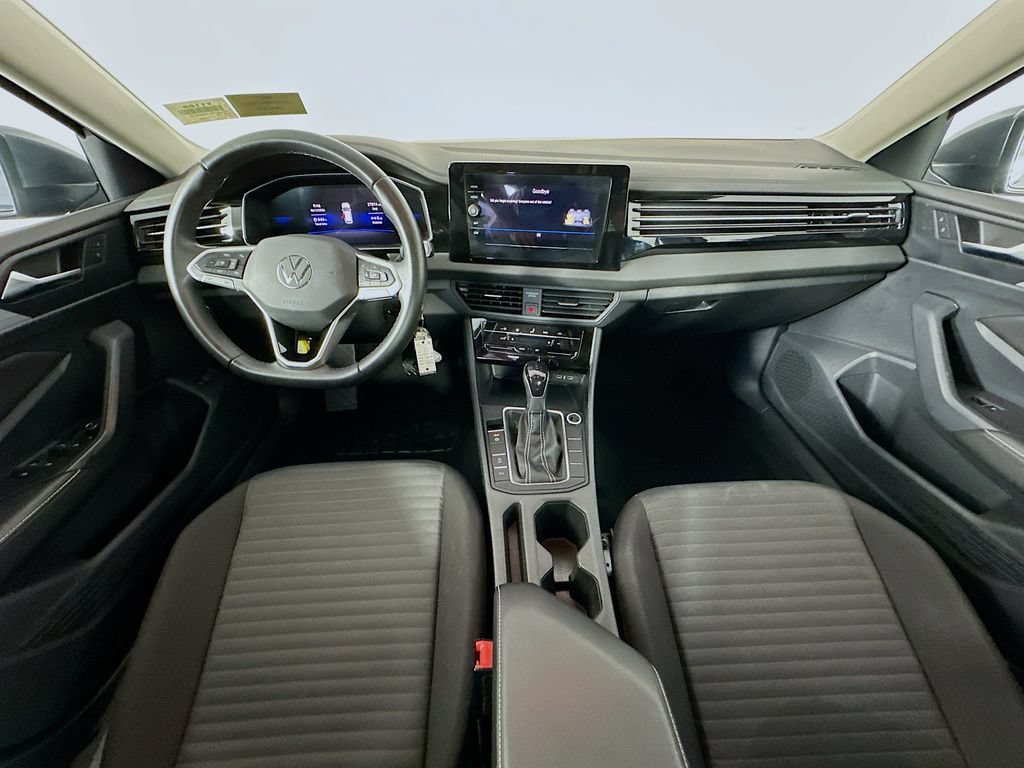 Used 2025 Volkswagen Jetta S FWD image 12
