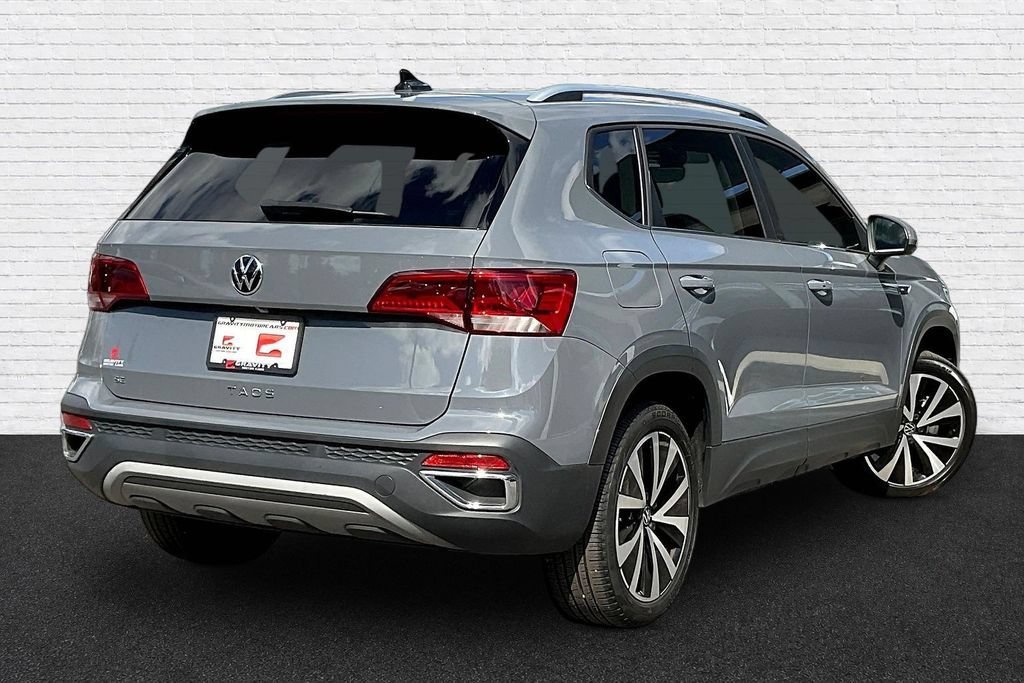 Used 2023 Volkswagen Taos SE FWD image 6
