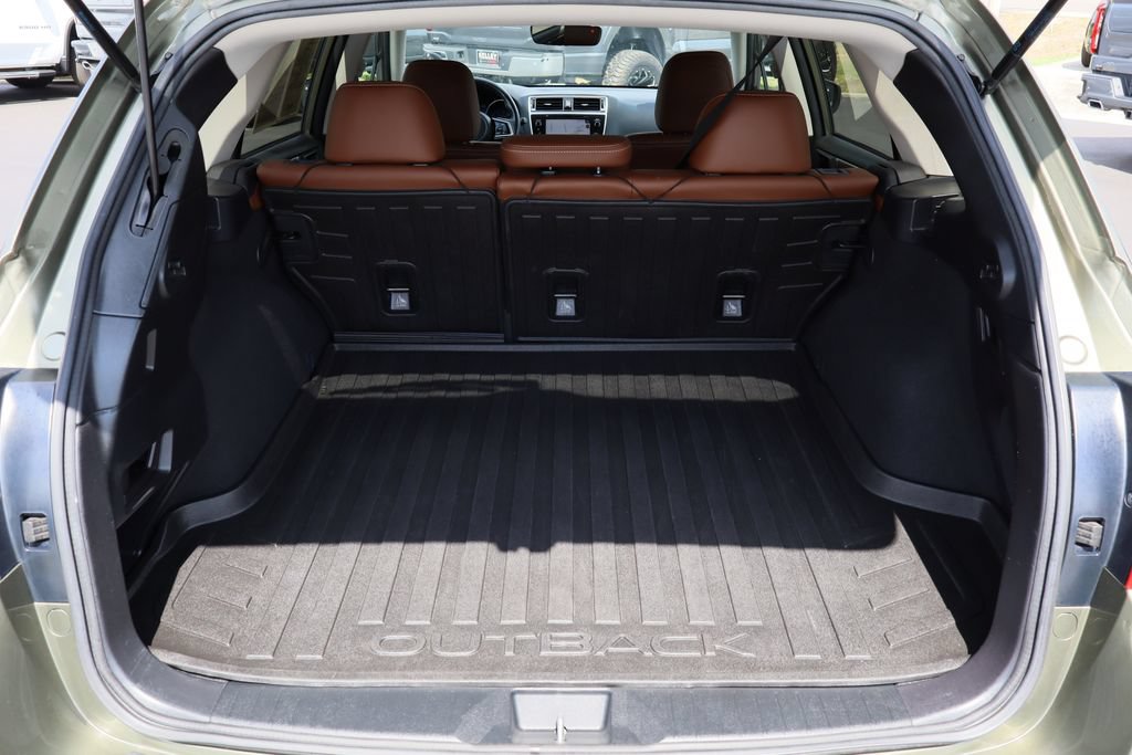 Used 2018 Subaru Outback 2.5i Touring AWD/4WD image 26