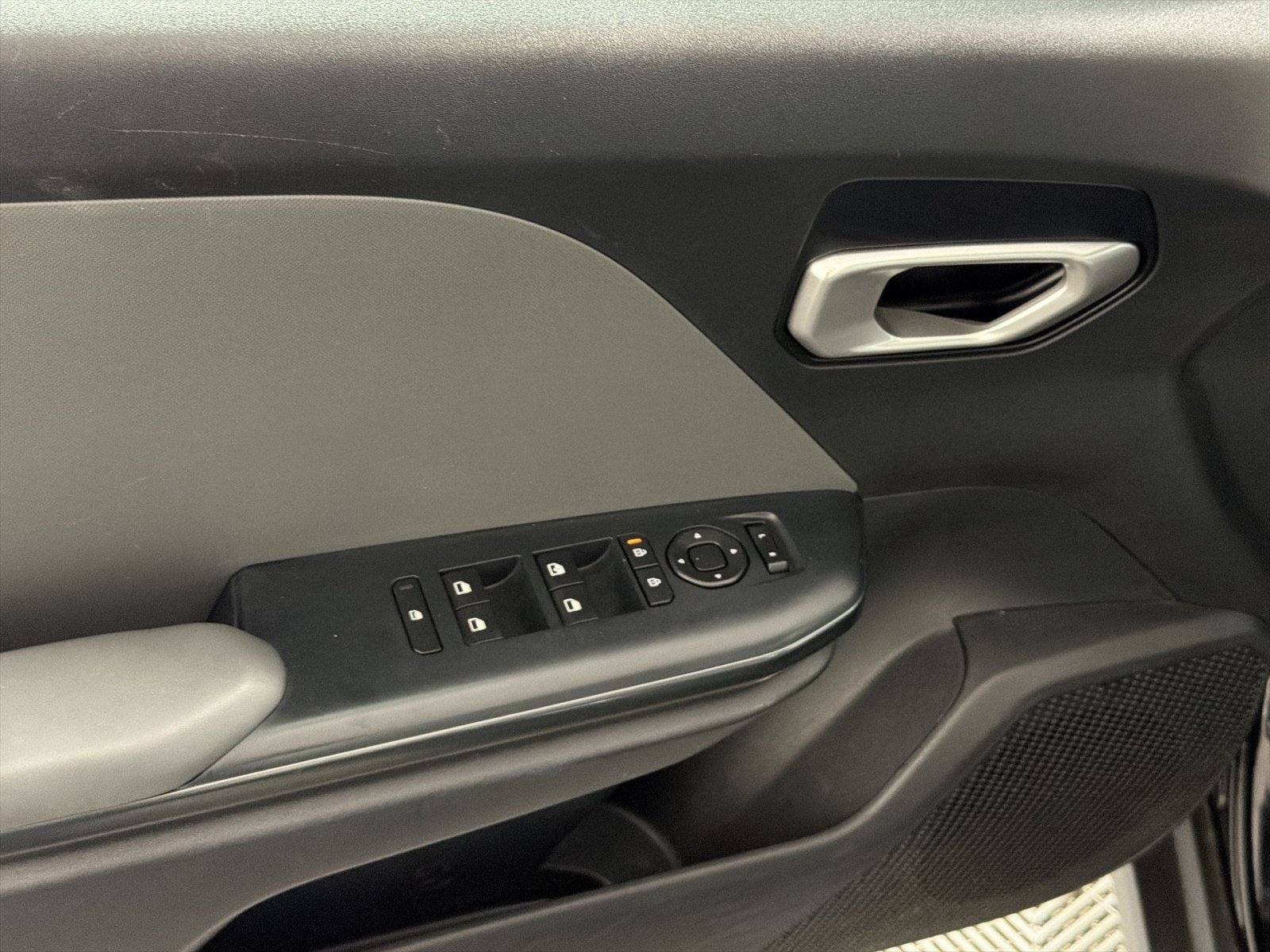Used 2025 Kia K4 FWD image 15
