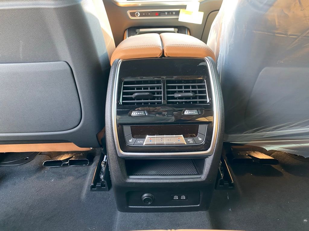New 2026 BMW X5 xDrive50e AWD/4WD image 8