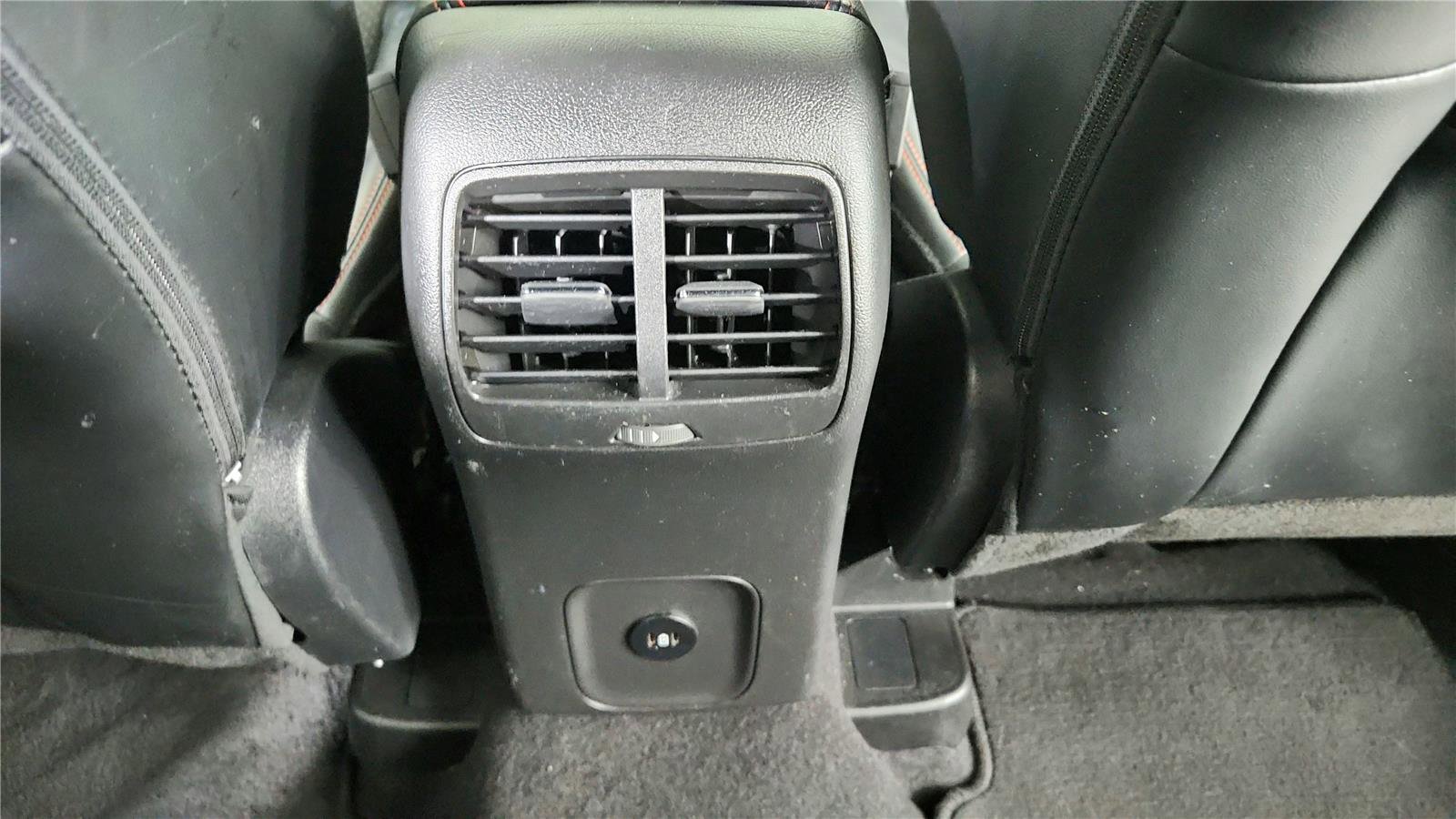 Used 2024 Ford Escape ST-Line image 15