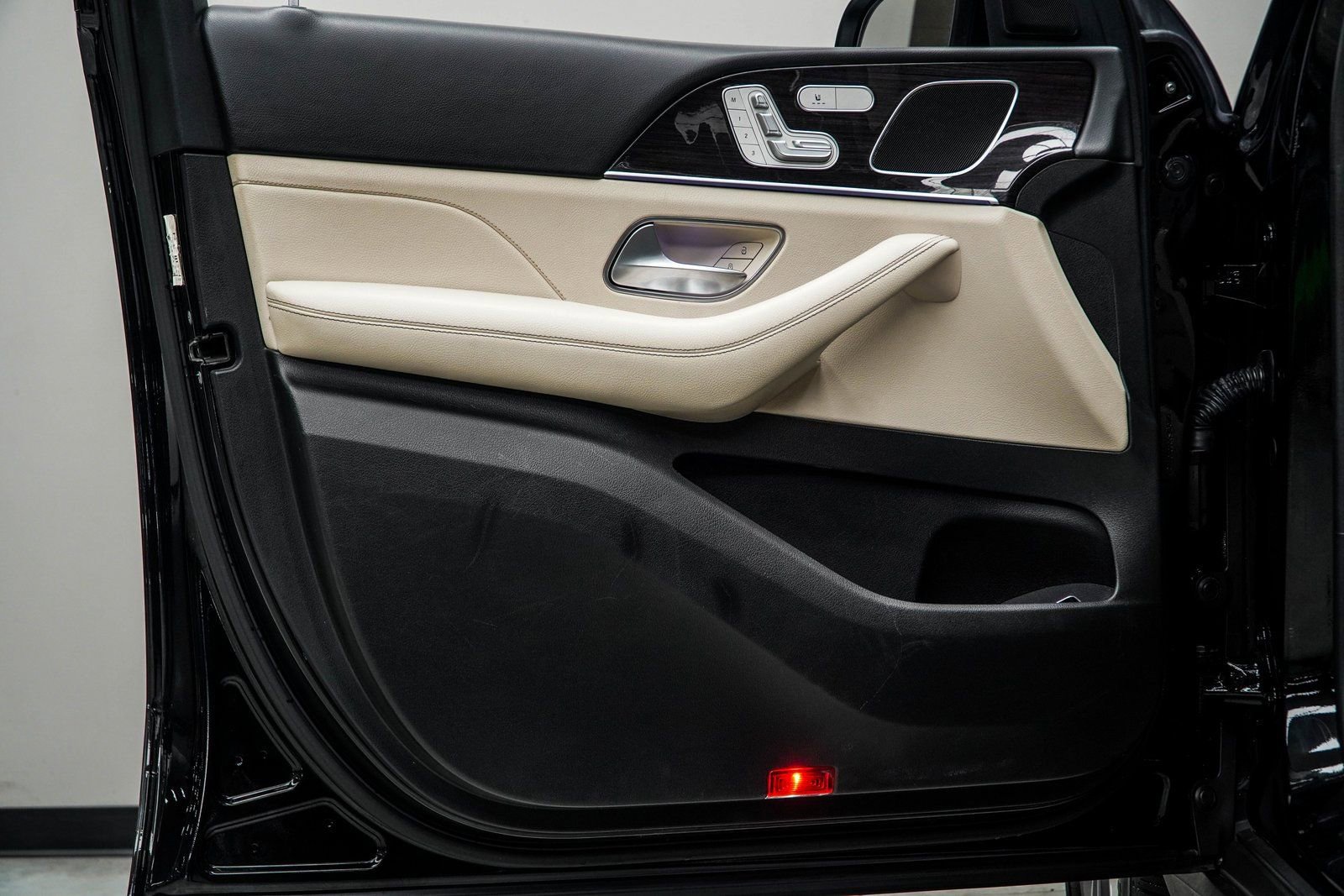 Used 2021 Mercedes-Benz GLE 350 image 30