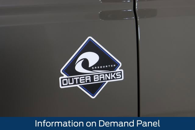 New 2025 Ford Bronco Outer Banks w/ Sasquatch Package image 16