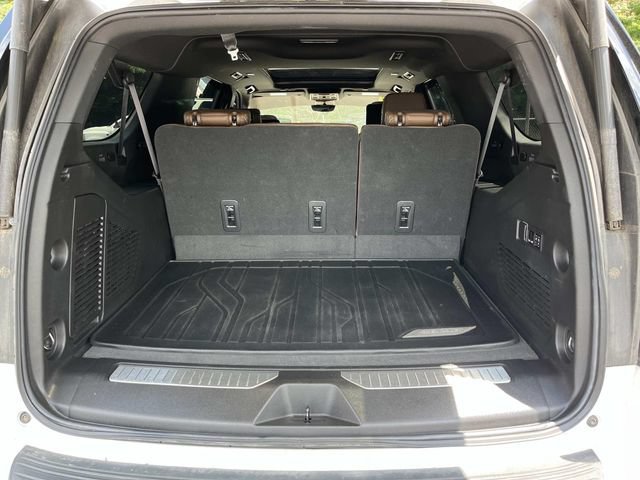 Used 2023 Chevrolet Suburban High Country w/ Advanced Technology Package AWD/4WD image 24