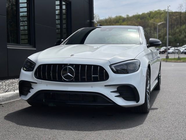 Used 2022 Mercedes-Benz E 53 AMG 4MATIC Sedan image 3