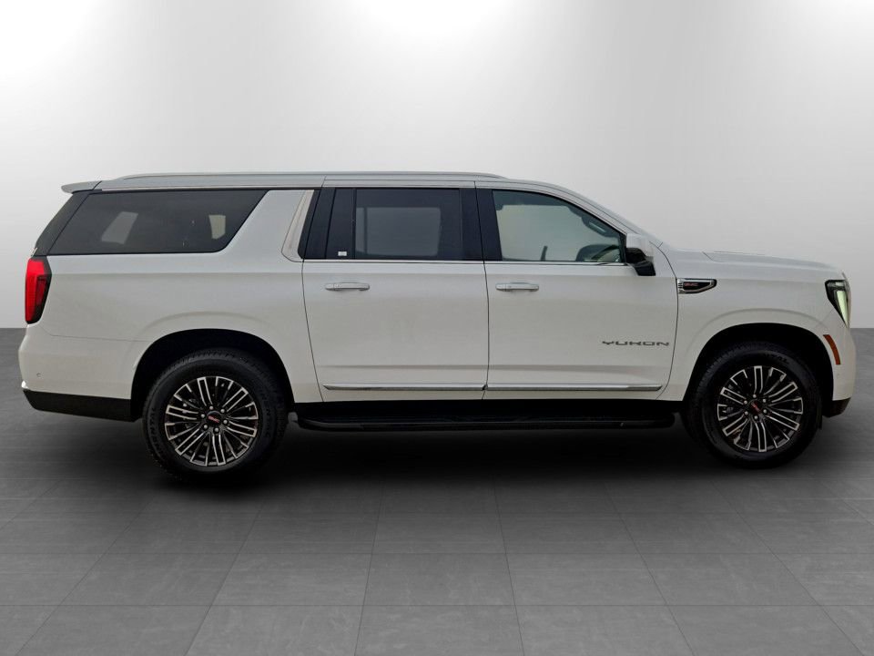 New 2026 GMC Yukon XL Elevation image 5