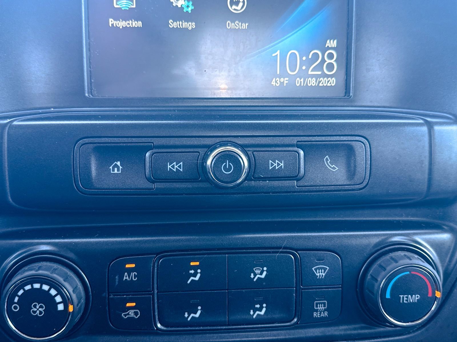 Used 2018 Chevrolet Silverado 1500 Custom w/ Custom Value Package image 27