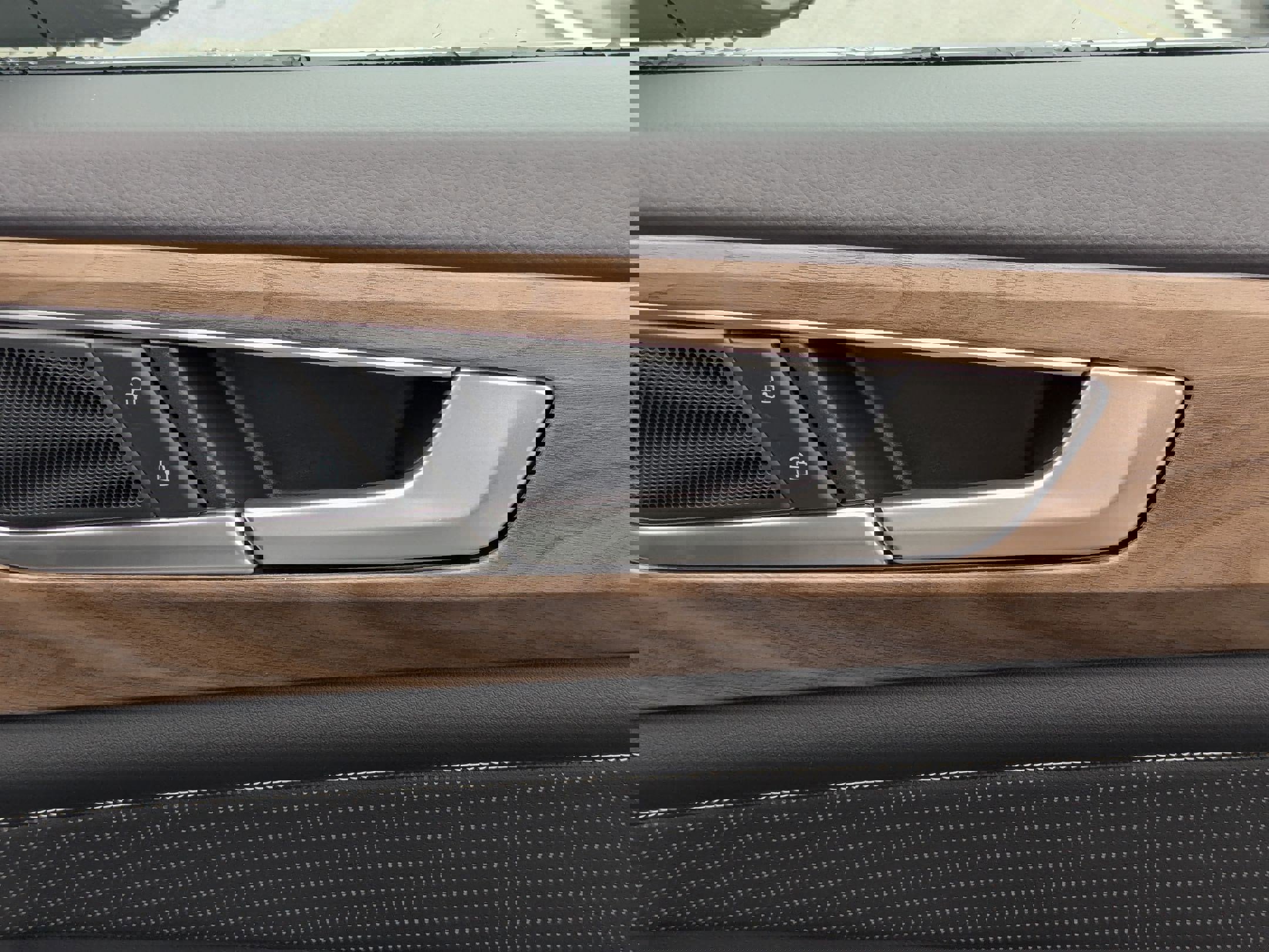 New 2026 Volkswagen Atlas SE image 33