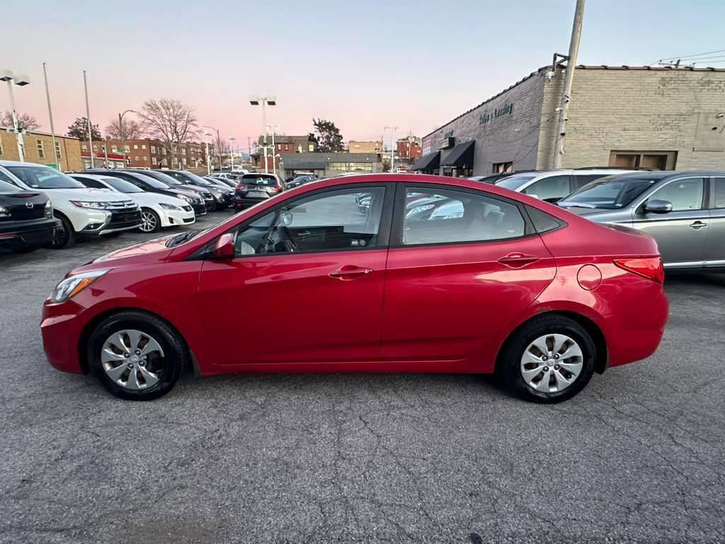 Used 2015 Hyundai Accent GLS image 5
