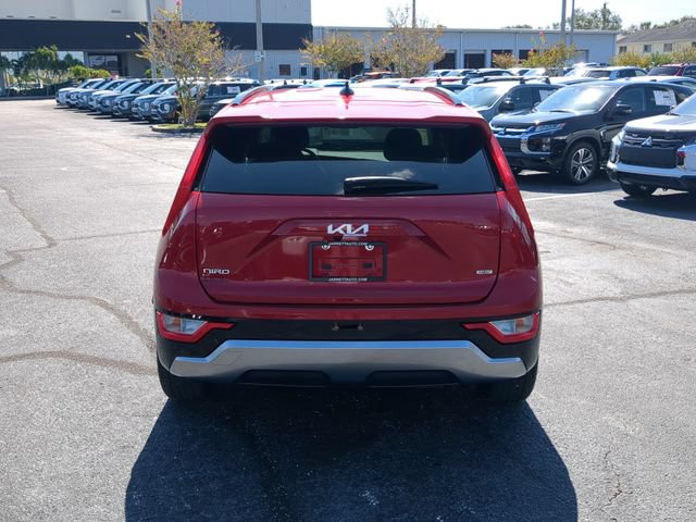 Used 2024 Kia Niro EX Touring FWD image 6