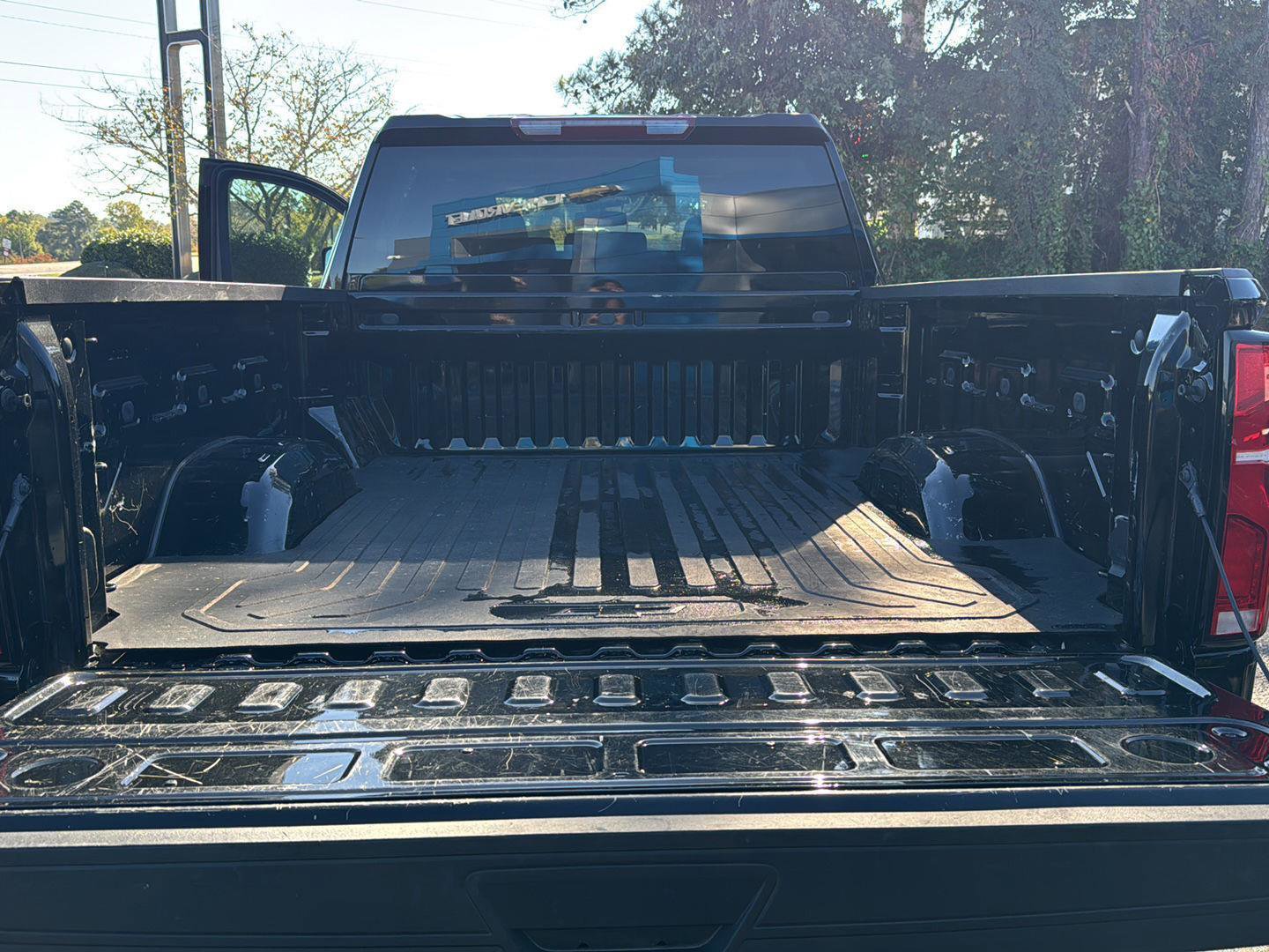 Used 2024 Chevrolet Silverado 2500 LTZ image 30