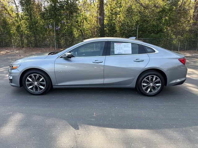 Used 2024 Chevrolet Malibu LT image 2
