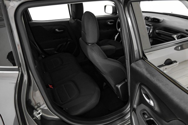 Used 2019 Jeep Renegade Latitude w/ Popular Equipment Group image 33