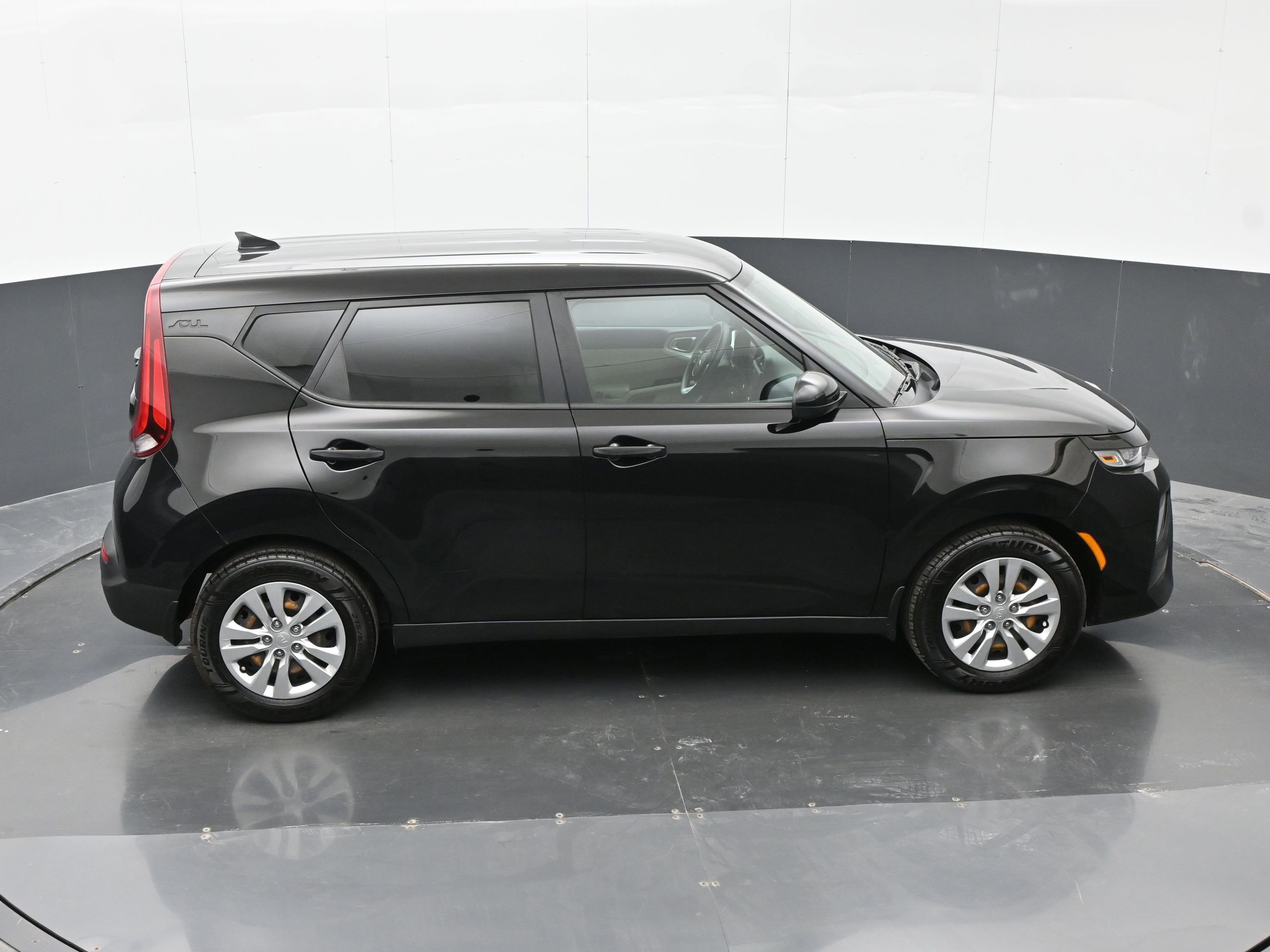 Used 2020 Kia Soul LX FWD image 36