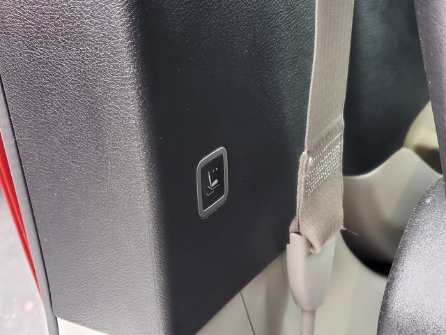 Certified 2024 Chrysler Pacifica Touring-L image 26