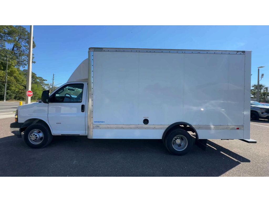 New 2024 Chevrolet Express 3500 w/ Power Convenience Package RWD image 5