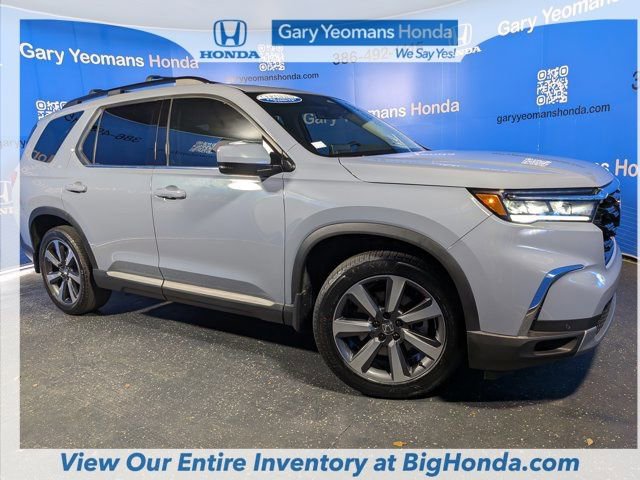 Used 2024 Honda Pilot Touring image 6