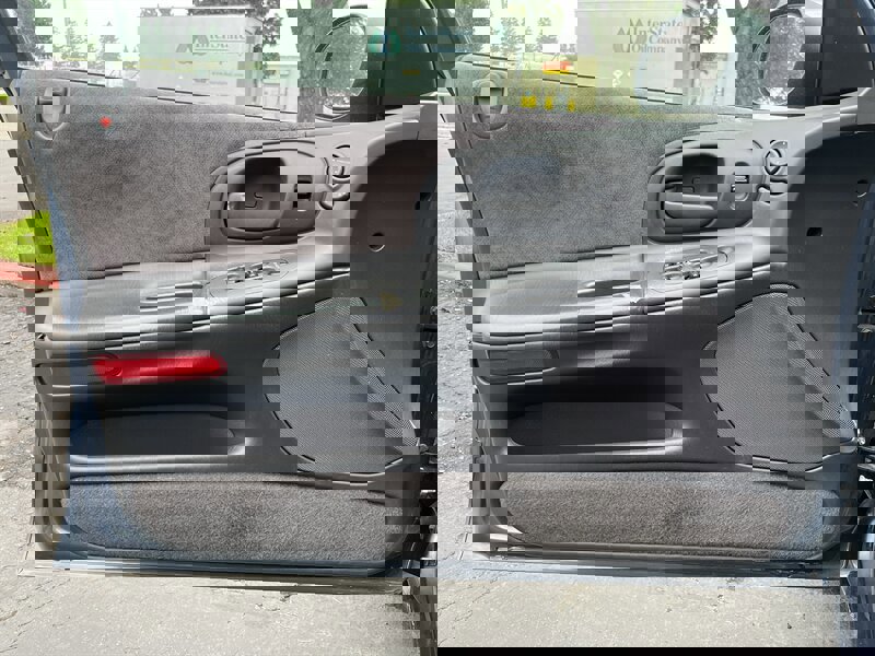 Used 2000 Dodge Intrepid image 28