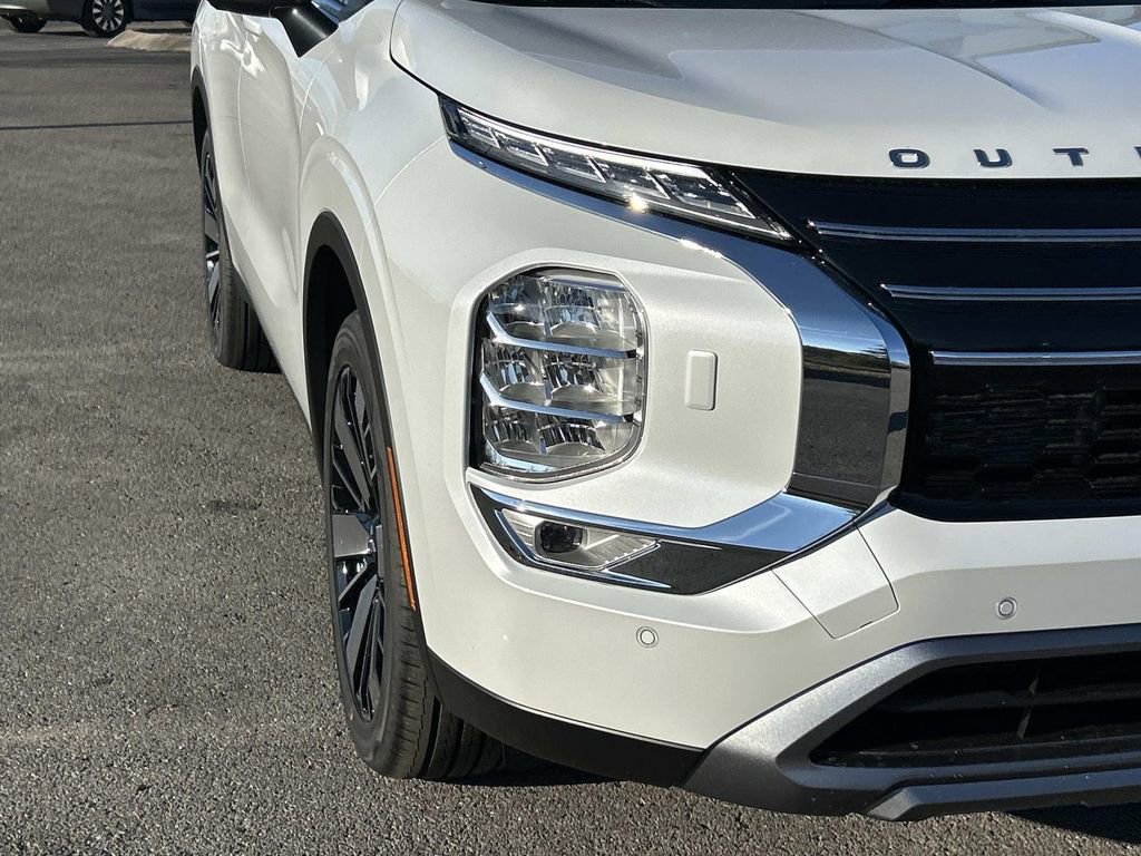 New 2026 Mitsubishi Outlander SE AWD/4WD image 9