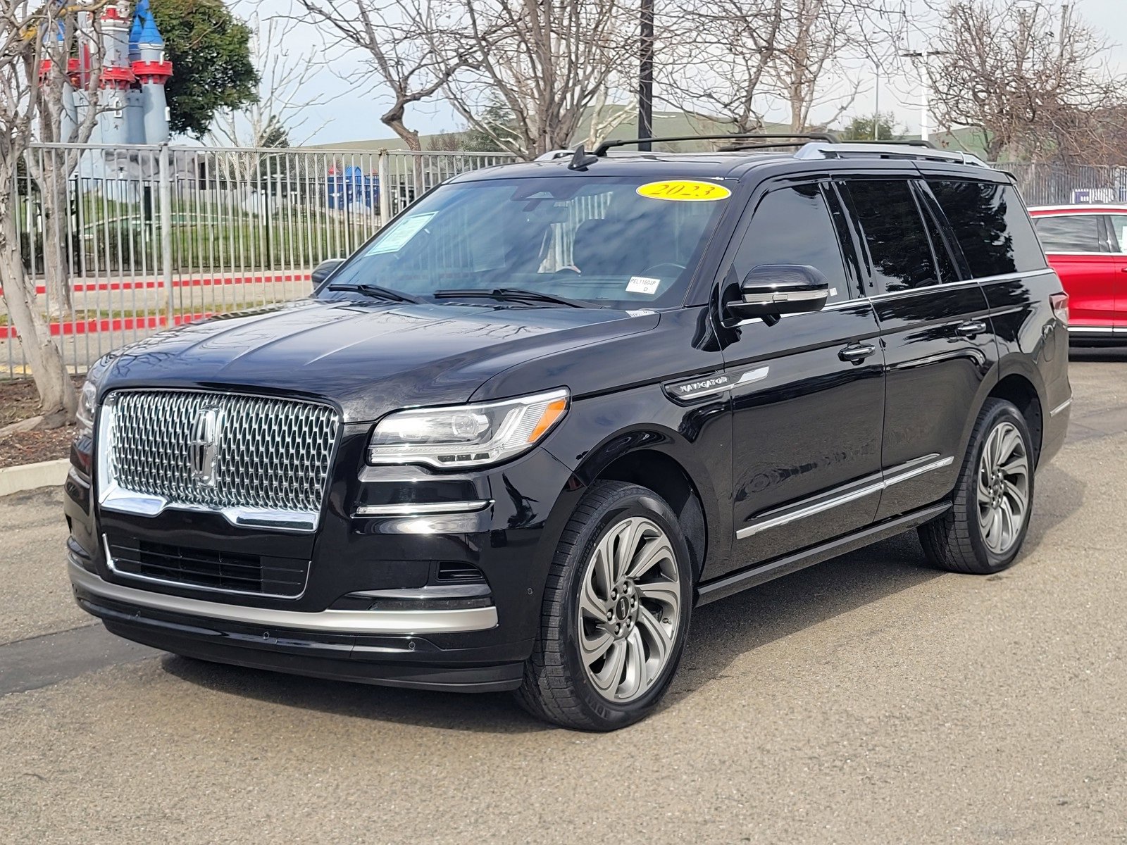 Used 2023 Lincoln Navigator Reserve image 8