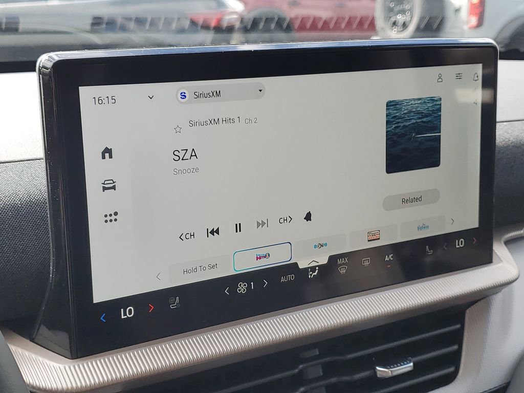 New 2026 Ford Explorer Active AWD/4WD image 15