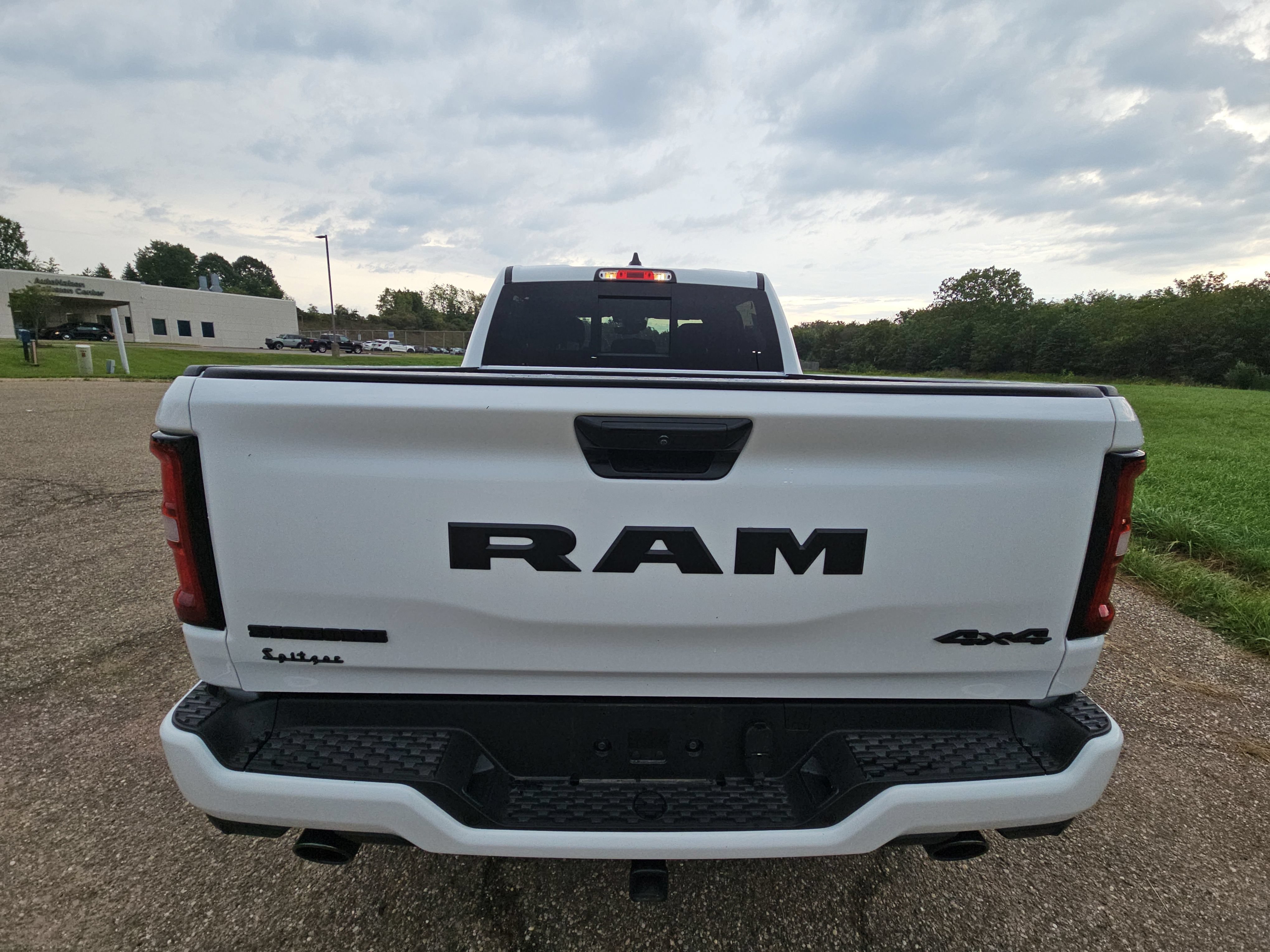 Used 2026 RAM 1500 Big Horn AWD/4WD image 5