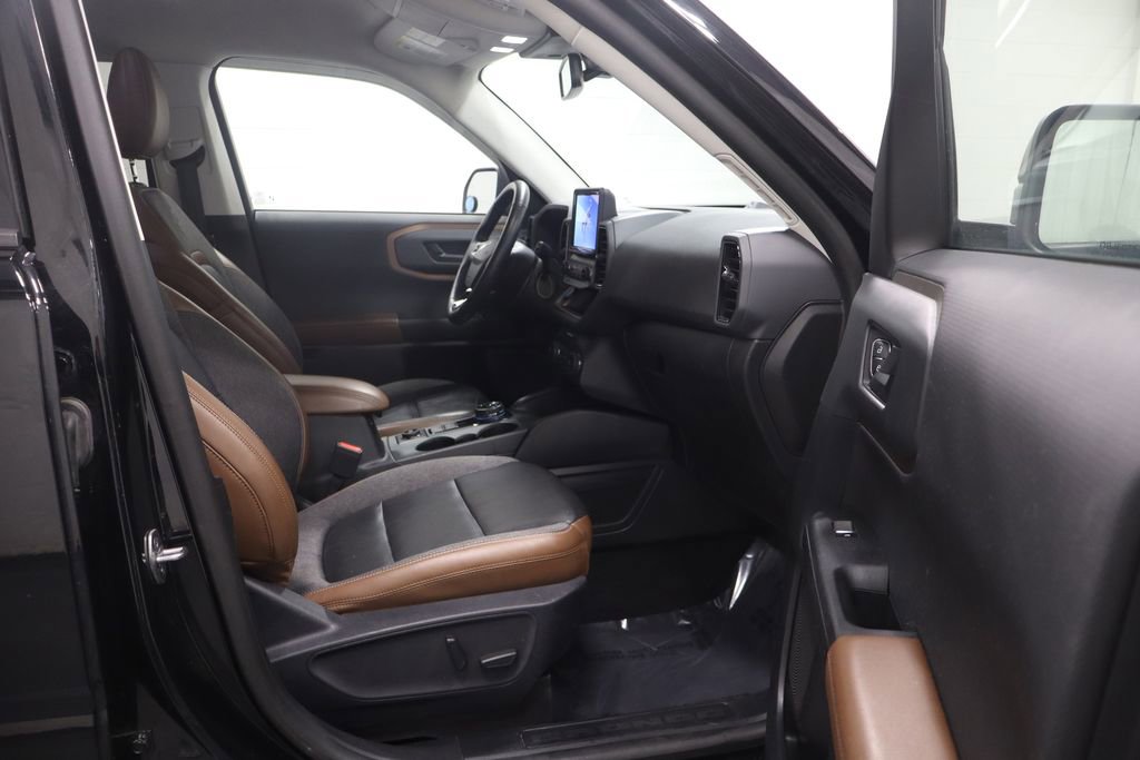 Used 2021 Ford Bronco Sport Outer Banks w/ Outer Banks Package (96D) image 15