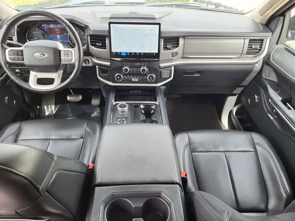 Used 2022 Ford Expedition Max XLT AWD/4WD image 14