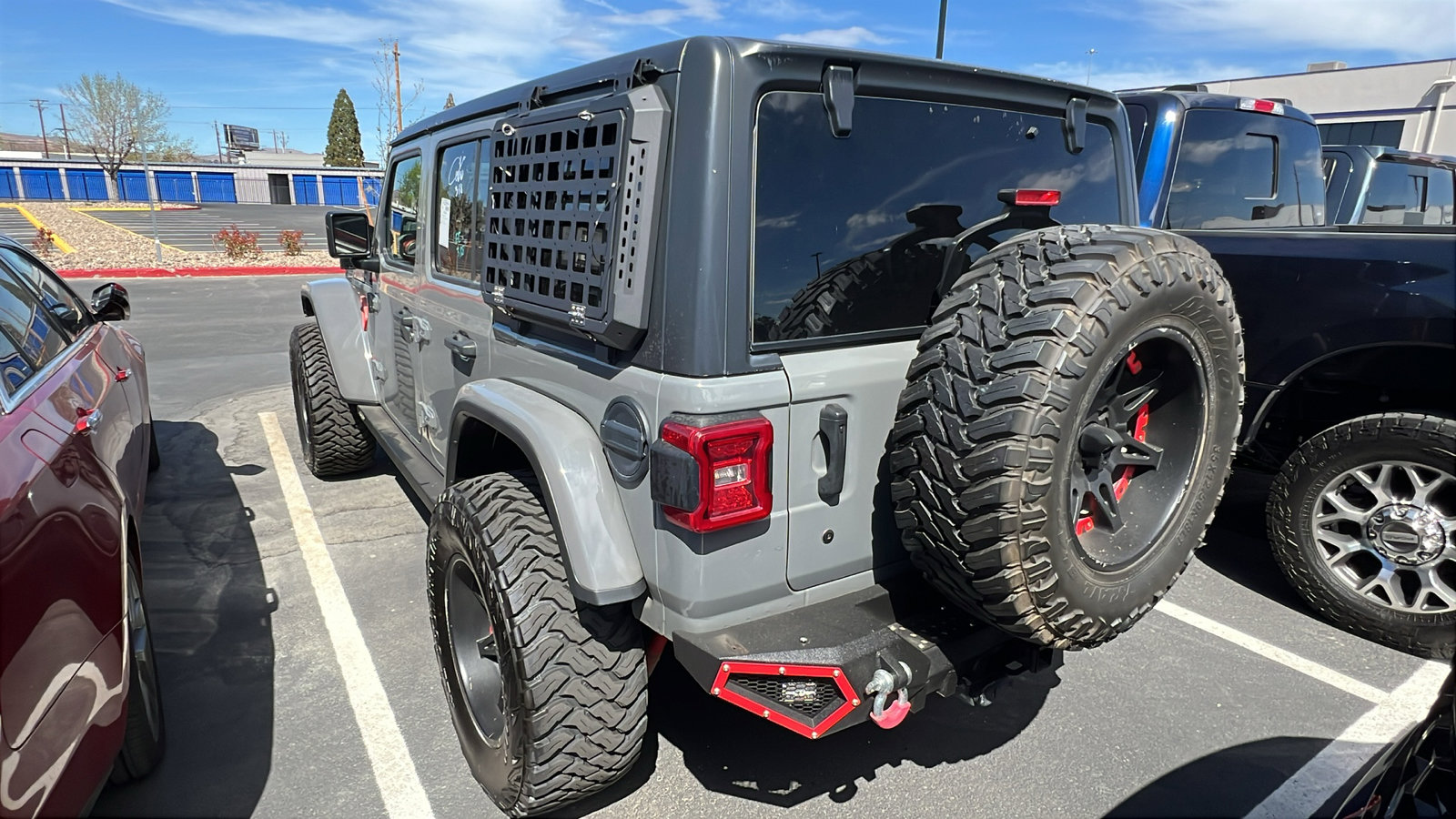 Used 2018 Jeep Wrangler Unlimited Rubicon w/ Dual Top Group AWD/4WD image 3
