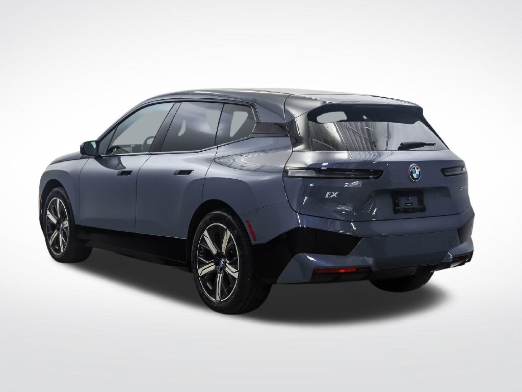 Certified 2024 BMW iX xDrive50 w/ Premium Package AWD/4WD image 3