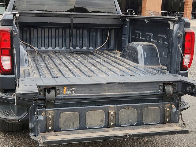 Certified 2022 GMC Sierra 1500 Elevation w/ LPO, Elevation Black Package AWD/4WD image 11