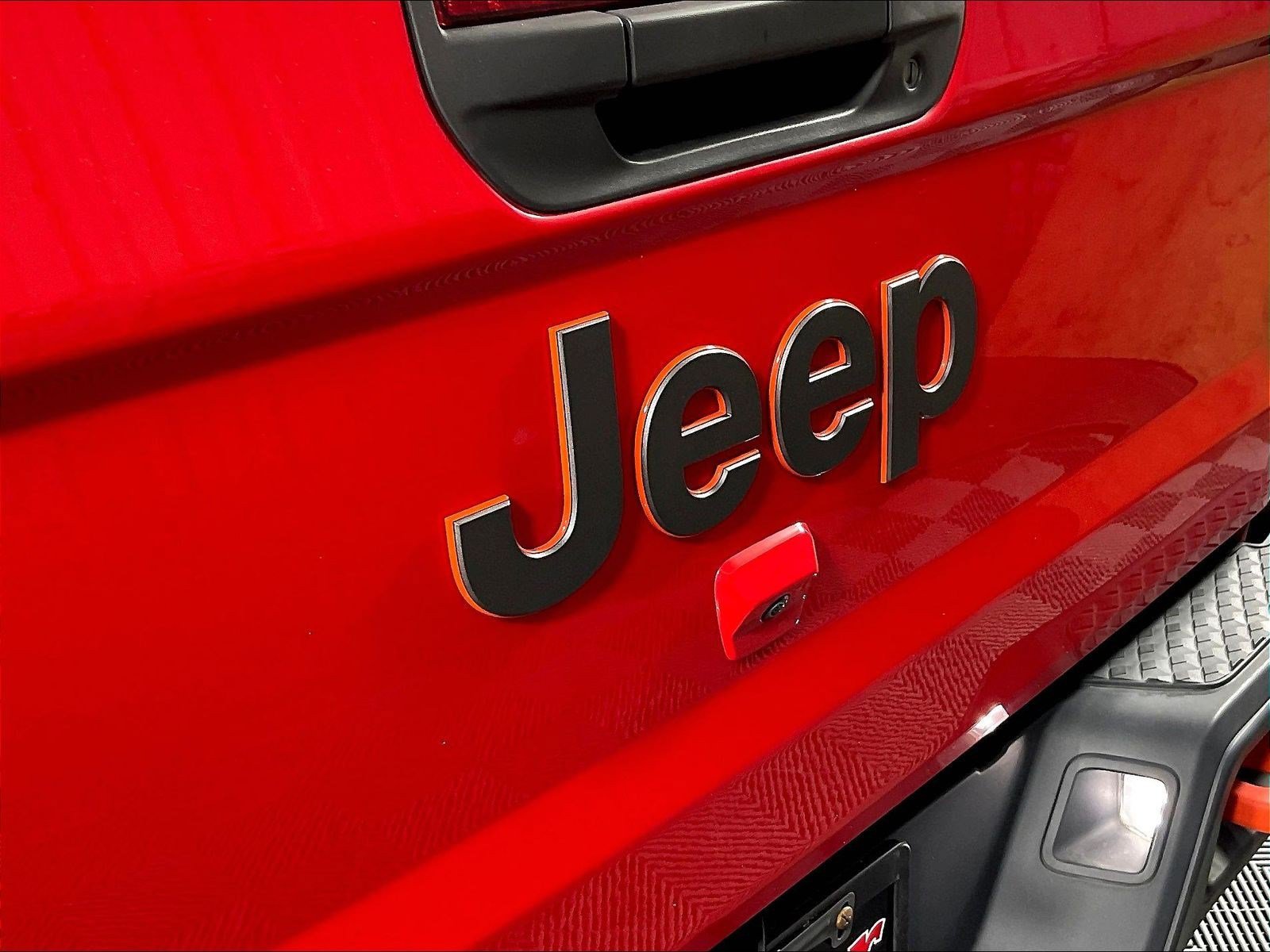 Used 2023 Jeep Gladiator Mojave w/ Cold Weather Group AWD/4WD image 25