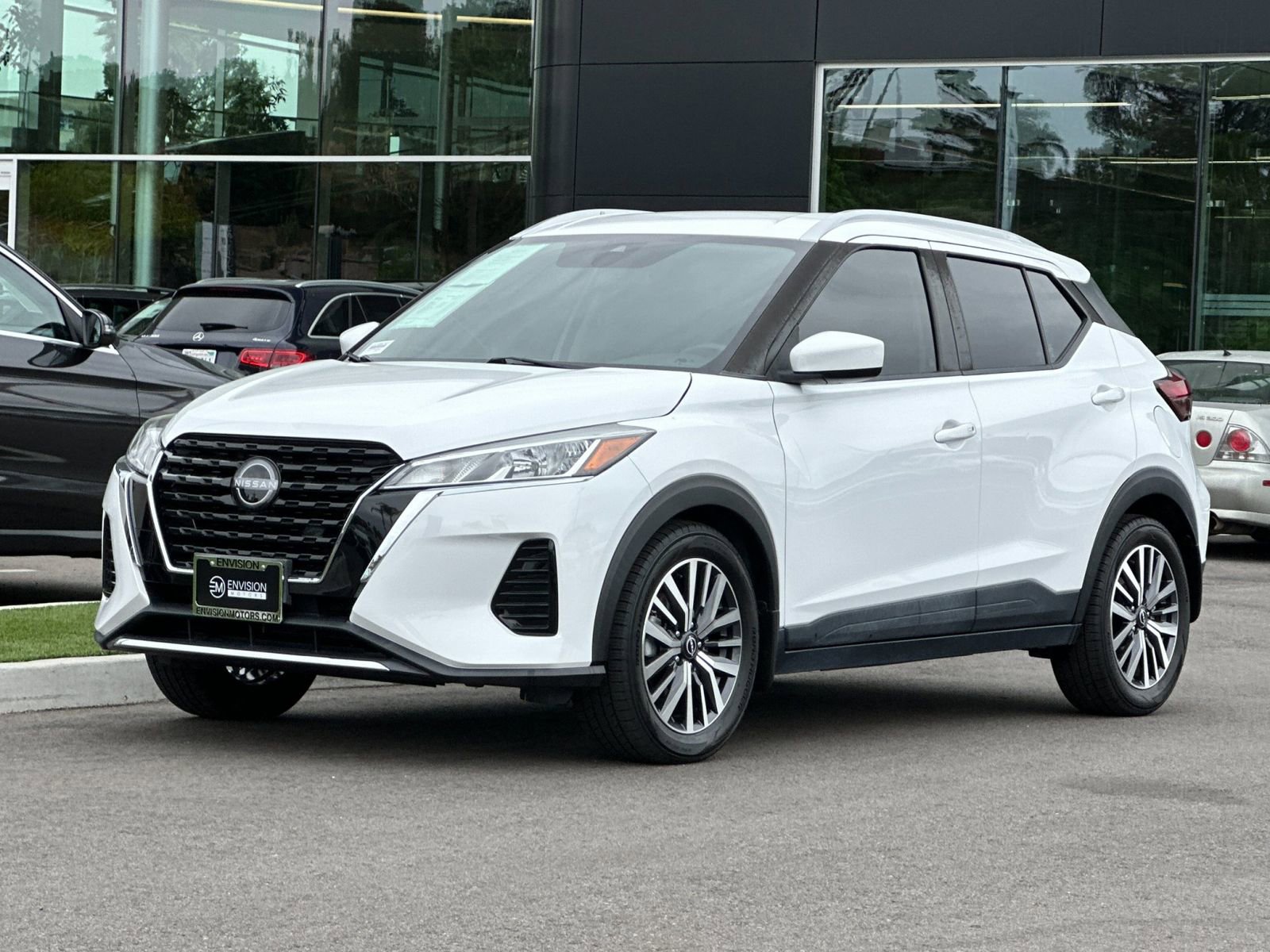 Used 2022 Nissan Kicks SV FWD image 7