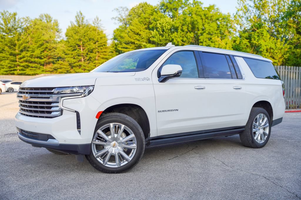 Used 2021 Chevrolet Suburban High Country w/ Premium Package AWD/4WD image 2