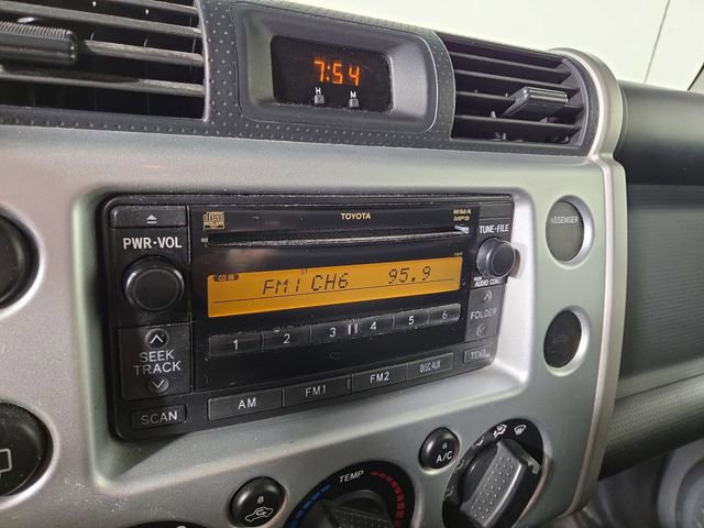 Used 2007 Toyota FJ Cruiser 4WD image 19