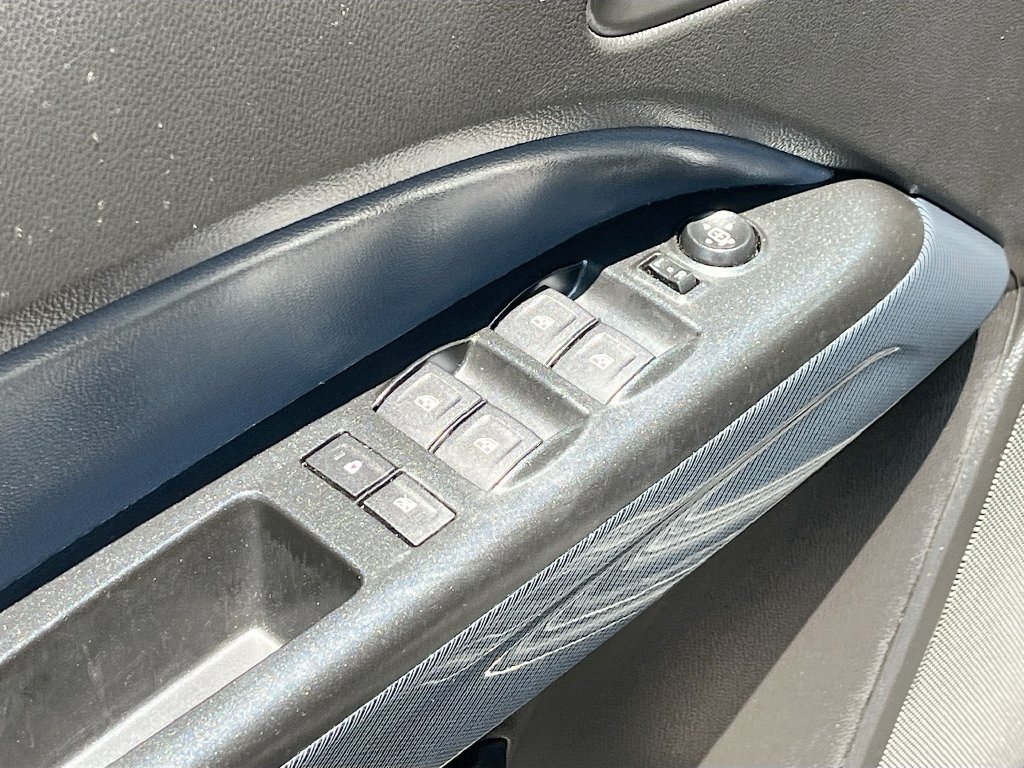 Used 2019 Chevrolet Colorado Z71 AWD/4WD image 17