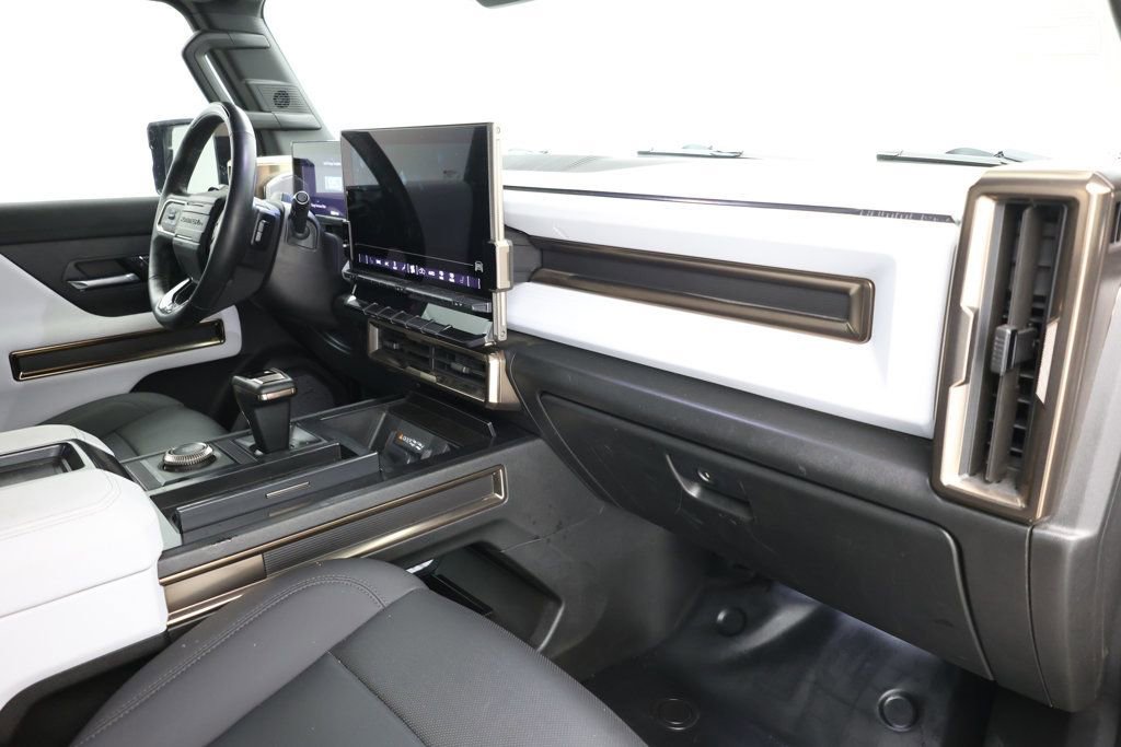 Used 2024 GMC Hummer EV 2X w/ LPO, Illumination Package image 23
