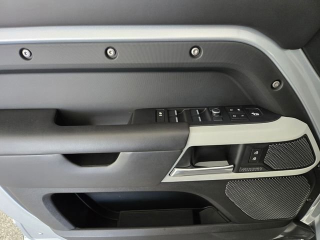 Used 2020 Land Rover Defender 110 HSE AWD/4WD image 20