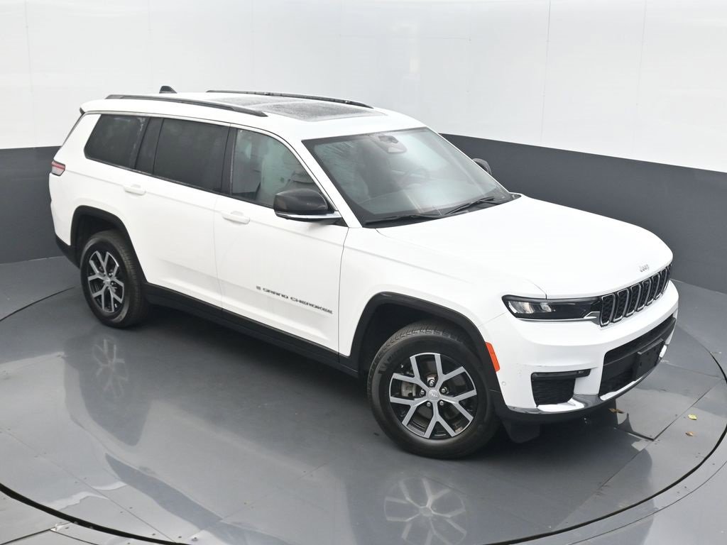 Certified 2024 Jeep Grand Cherokee L Limited w/ Luxury Tech Group II image 36