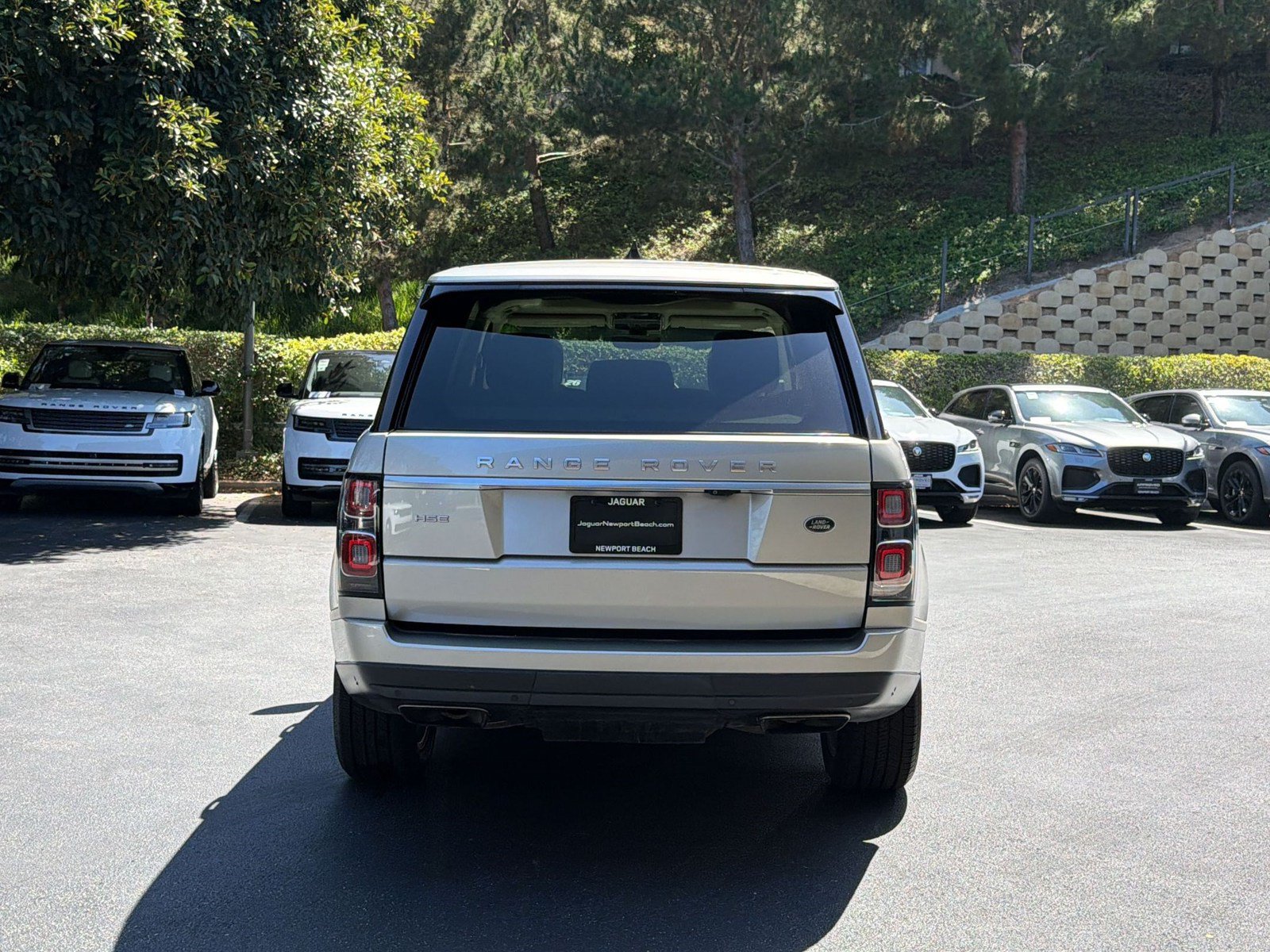 Used 2018 Land Rover Range Rover HSE AWD/4WD image 10