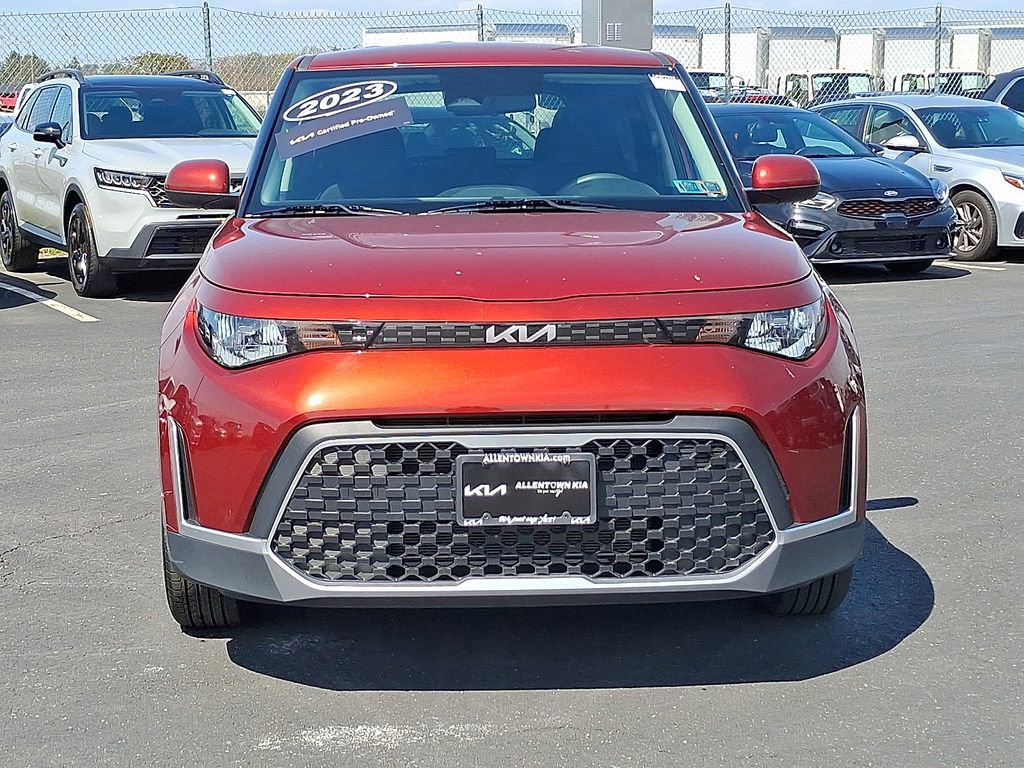 Certified 2023 Kia Soul LX w/ LX Technology Package FWD image 2