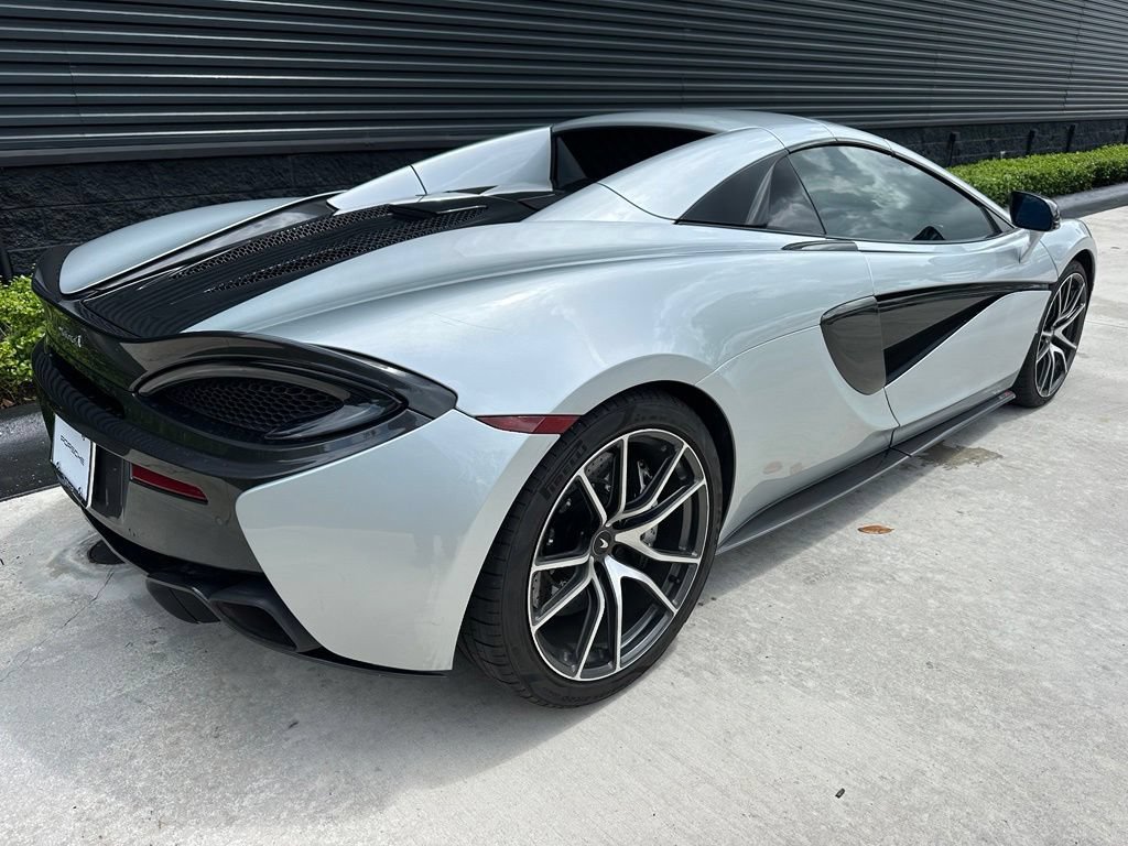 Used 2019 McLaren 570S Spider RWD image 10