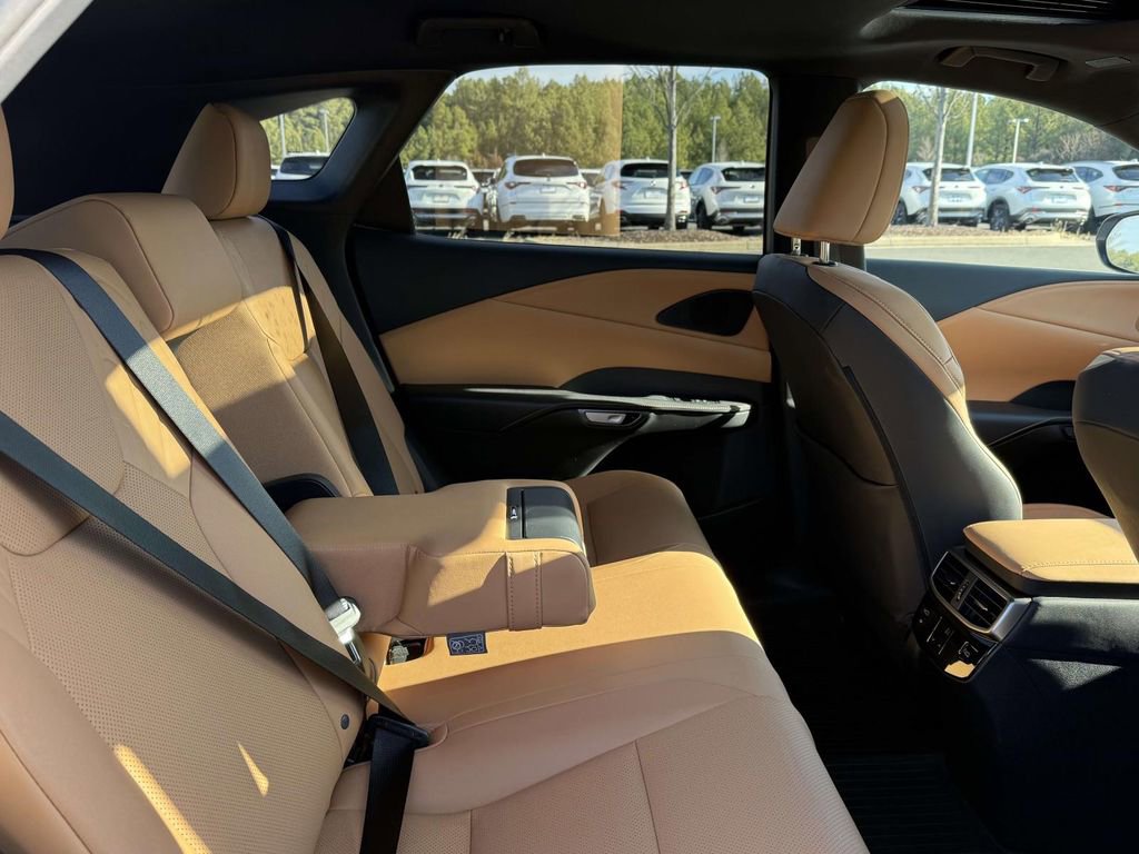 Used 2023 Lexus RX 350 Premium image 15