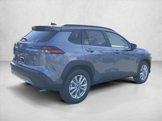 Used 2026 Toyota Corolla Cross LE AWD/4WD image 5